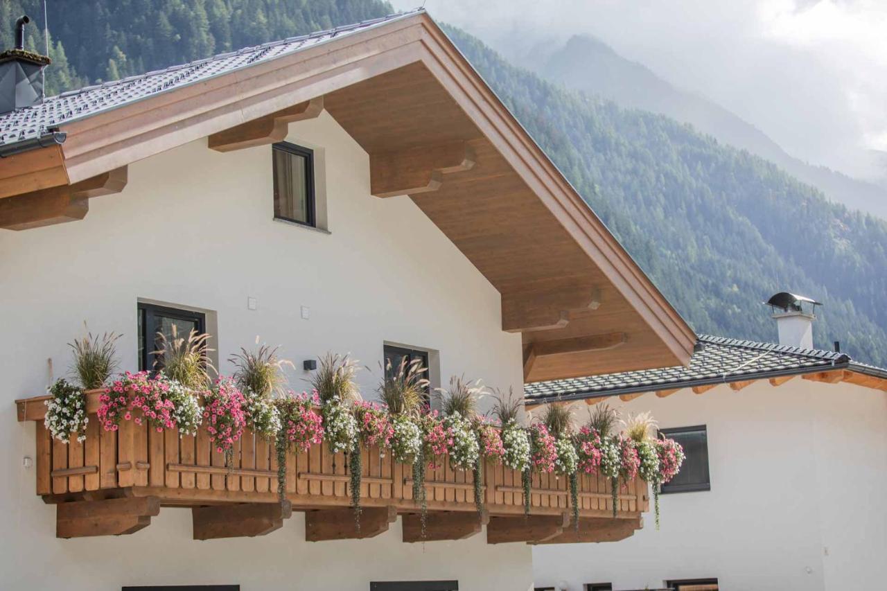Appartements Seven Summits Нойштіфт-ім-Штубайталь Екстер'єр фото